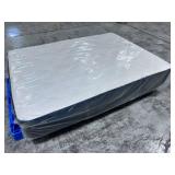Beautyrest Silver BRS900 Plush Pillowtop Queen Mattress - MSRP $1,799.99 - No Reserve!
