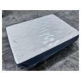 Beautyrest Silver BRS900 Plush Pillowtop Queen Mattress - MSRP $1,799.99 - No Reserve!