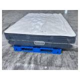 Beautyrest Silver BRS900 Plush Pillowtop Queen Mattress - MSRP $1,799.99 - No Reserve!