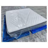 Serta iSeries Hybrid 300 Plush King Mattress - MSRP $2,499.00 - No Reserve!