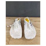White Casual Water Shoe Men's 8.5 / Women's 9.5 - Brand New