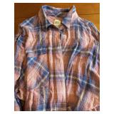 BDG Plaid Button Up Size Women's Large Shirt & Every Day I Love You Home Decor Accents Sign *S