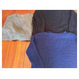 American Eagle Knit Women's Sweaters - Size Small and Medium *S