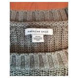 American Eagle Knit Women's Sweaters - Size Small and Medium *S