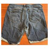 Zoo York Shirt Men's Medium & Arizona Jeans Shorts Women's size 13 *S