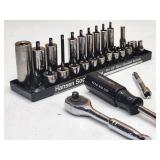 Craftsman 1/4' Ratchet & Socket Set