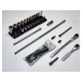 Craftsman 3/8' Standard Ratchet & Socket Set
