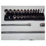Craftsman 3/8' Standard Ratchet & Socket Set
