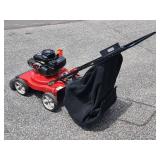 Yard Machine 3 in 1 Chipper, Vacuum, Shedder Unit