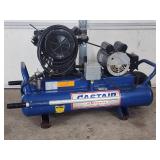 CASTAIR 220v Portable 8 Gal 135 p.s.i. Air Compressor
