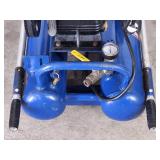 CASTAIR 220v Portable 8 Gal 135 p.s.i. Air Compressor