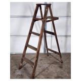 5 ft. Wooden Painters Ladder