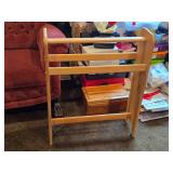 Wooden Blanket / Quilt Stand