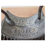 Vintage Geneva Hand Fluter