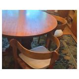 48" Round Dining Table and (4) Arm Chairs with Seat Cushion