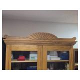 Glass Door Wood Kitchen Hutch 4-door/2-drawer/6-shelf