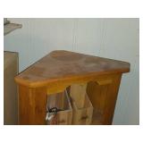 Wood Corner Display Shelf with 3-shelves