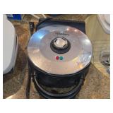 VillaWare® Waffle Maker