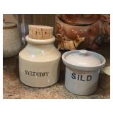 Lot of (2) Jars - Moira Pottery (England) Corked Syltetoy (x1), Denby Stoneware 1/2-Pint Lidded Sild (x1)