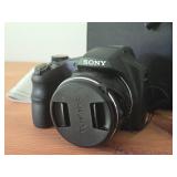 Sony Cyber-Shot DSC-HX200V Digital Camera with Charger and Carry Case