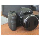Sony Cyber-Shot DSC-HX200V Digital Camera with Charger and Carry Case