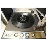 AMC / Garrard Portable Automatic Turntable / Record Player