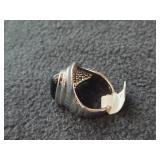 15.5-grams 18K Gold Gemstone Ring Size 10