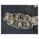 68.4-grams (total) 830 Silver - Lot of (2) Bracelets 7'