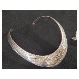 76.9-grams (total) Sterling Silver Collar Necklace + Ring