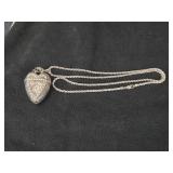 77.5-grams Sterling Silver Victorian Era Heart Locket Necklace / Vinaigrette / Hvervandsaeg 34'