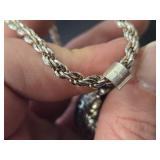 77.5-grams Sterling Silver Victorian Era Heart Locket Necklace / Vinaigrette / Hvervandsaeg 34'