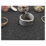 Lot of (16) Rings