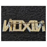 8.5-grams Sterling Silver Nixon Pin with Embedded Gems