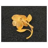 7-grams 18K Gold Flower Pin