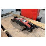 1 1/2 Ton Hydraulic Floor Jack