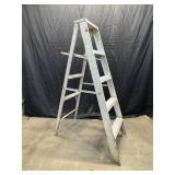 5 Step Aluminum Folding Ladder