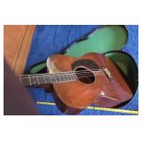Vintage Parlor Acoustic Guitar with Hard Case Mahogany Finish