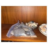 Decorative Seashell & Beach Stone Collection with Bowls and Plate
