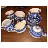 Blue Willow Transferware Tea Set Cups Saucers Creamer Sugar Bowl