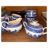 Blue Willow Transferware Tea Set Cups Saucers Creamer Sugar Bowl
