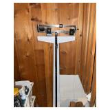 Vintage Health o meter Physician Beam Scale w/ Height Rod Floor Model