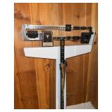 Vintage Health o meter Physician Beam Scale w/ Height Rod Floor Model
