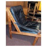 Vintage Scandinavian Modern Hunter MCM Leather Sling Lounge Chair Wood Frame