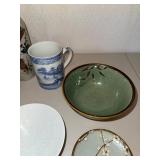 Japanese-Style Ceramic Tableware & Vase Mixed Lot (Lot of 8)