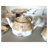 Royal Albert Devonshire Lace Bone China Service - Mixed Lot
