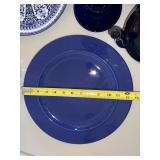 Blue-and-White Tableware Mixed Lot - 8-Piece
