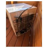 Sanyo Compact Mini Refrigerator White Model SR-257W 19x20x25
