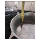 Graniteware Enamel Roaster & Cast Aluminum Oval Roasting Pan Lot