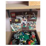LEGO Adventurers Dino Research Compound 5987 Set Box & Manual