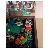 LEGO Adventurers Dino Research Compound 5987 Set Box & Manual